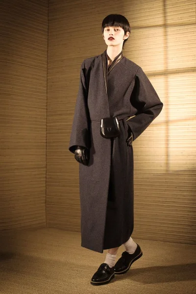Look 5